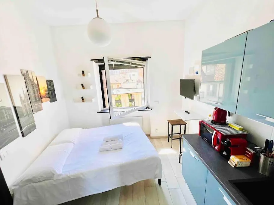 5 Min Walk To Duomo Petite Loft! Apartment Milan 0*,  Italy