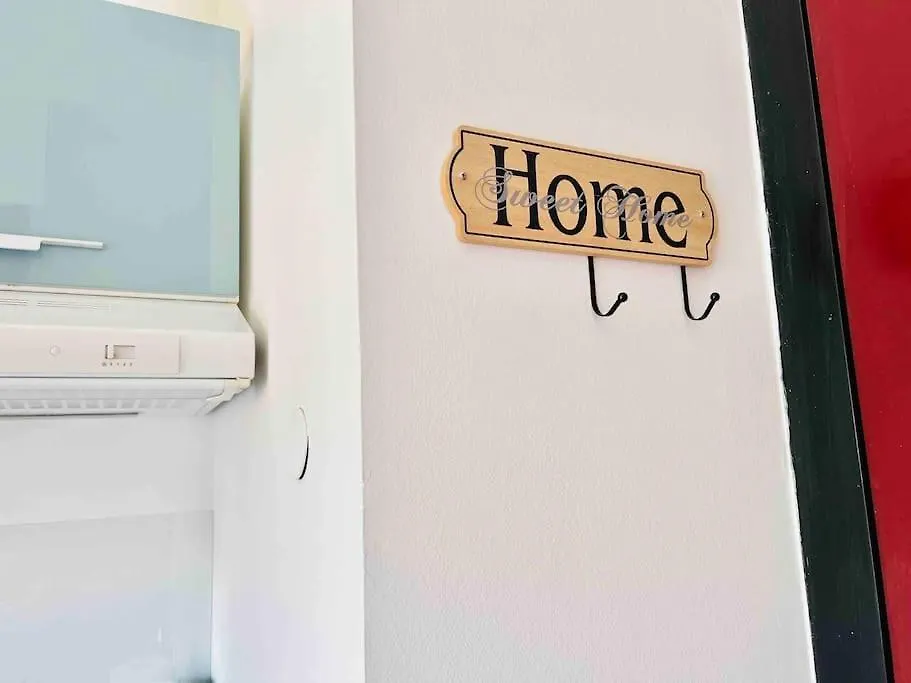 5 Min Walk To Duomo Petite Loft! Apartment Milan